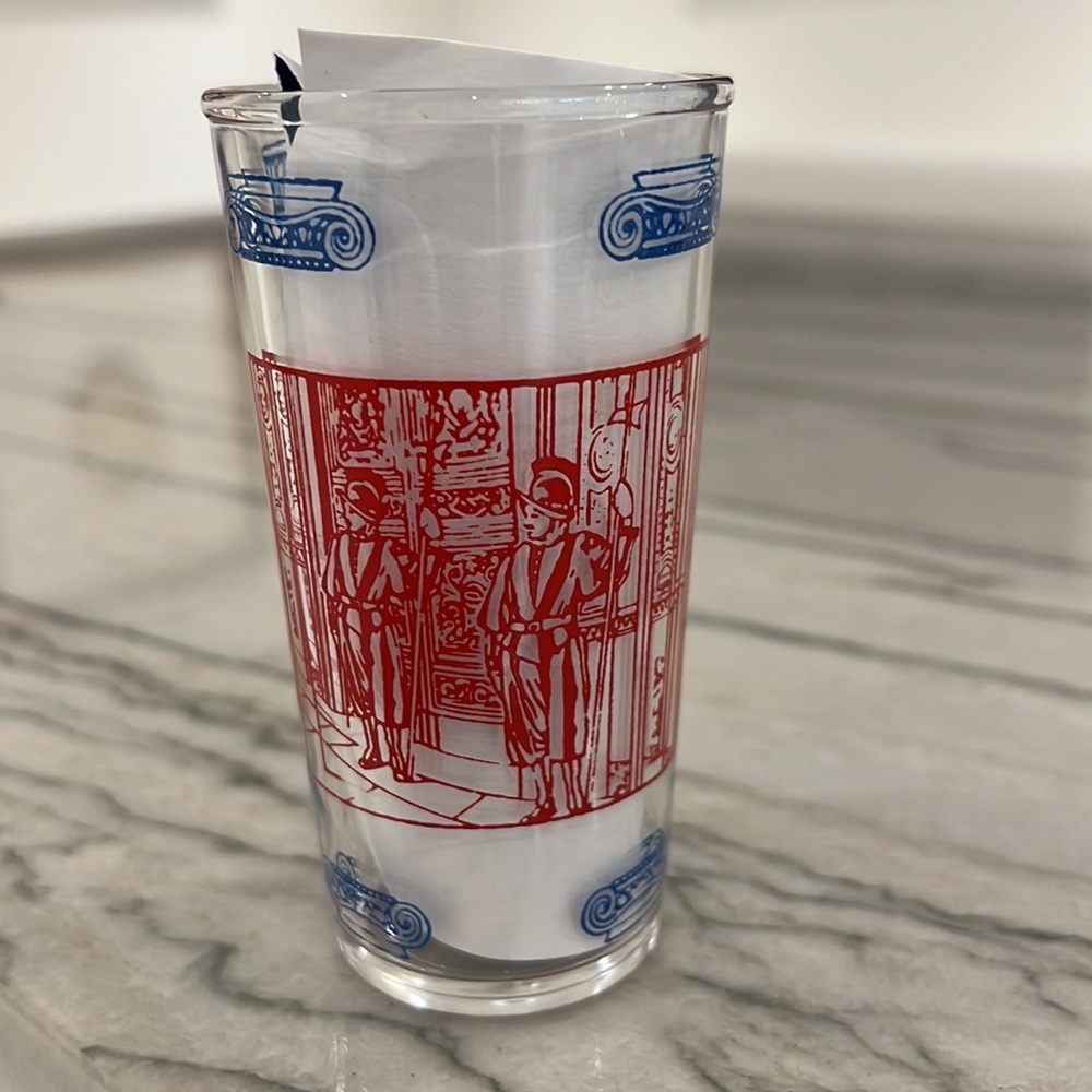 Italian Glassware juice set (11) - Picture 4 of 15